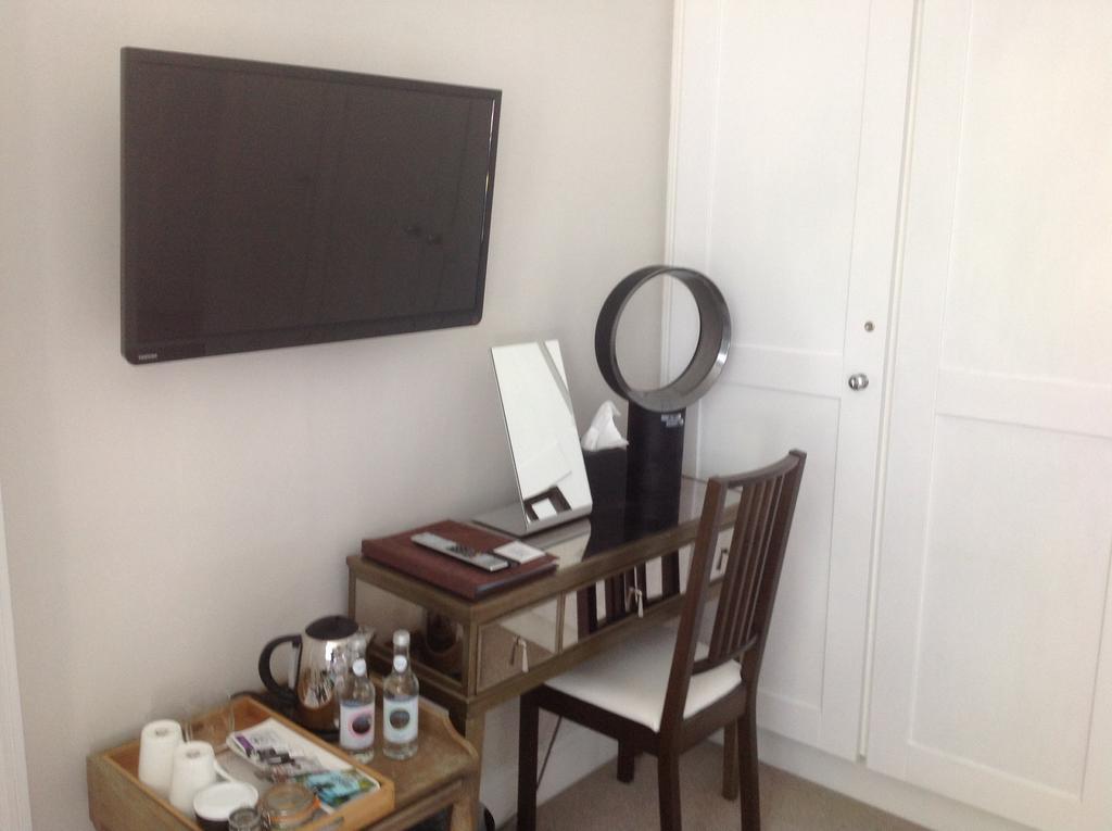 Three Ivy Cross Bed & Breakfast Shaftesbury Room photo